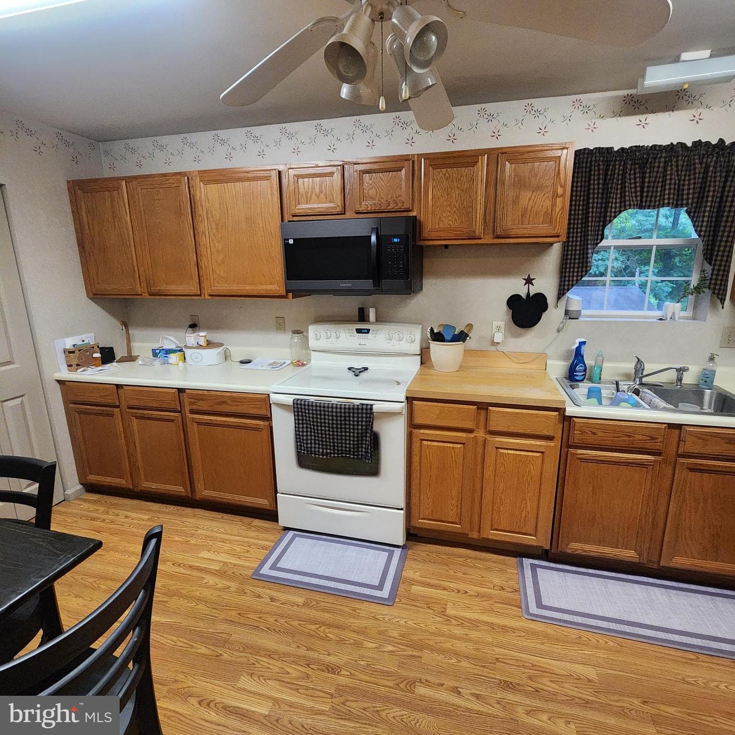 290 Creek Road photo 45