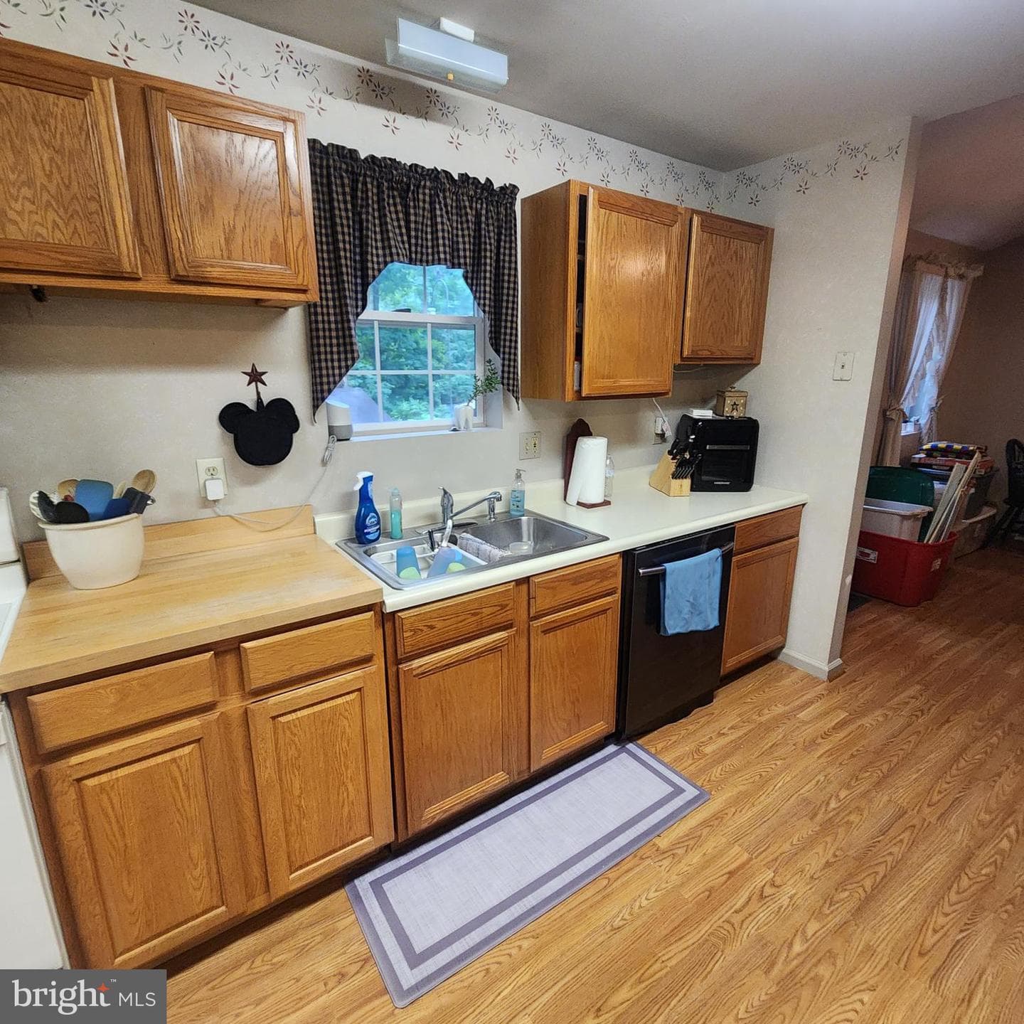 290 Creek Road photo 46