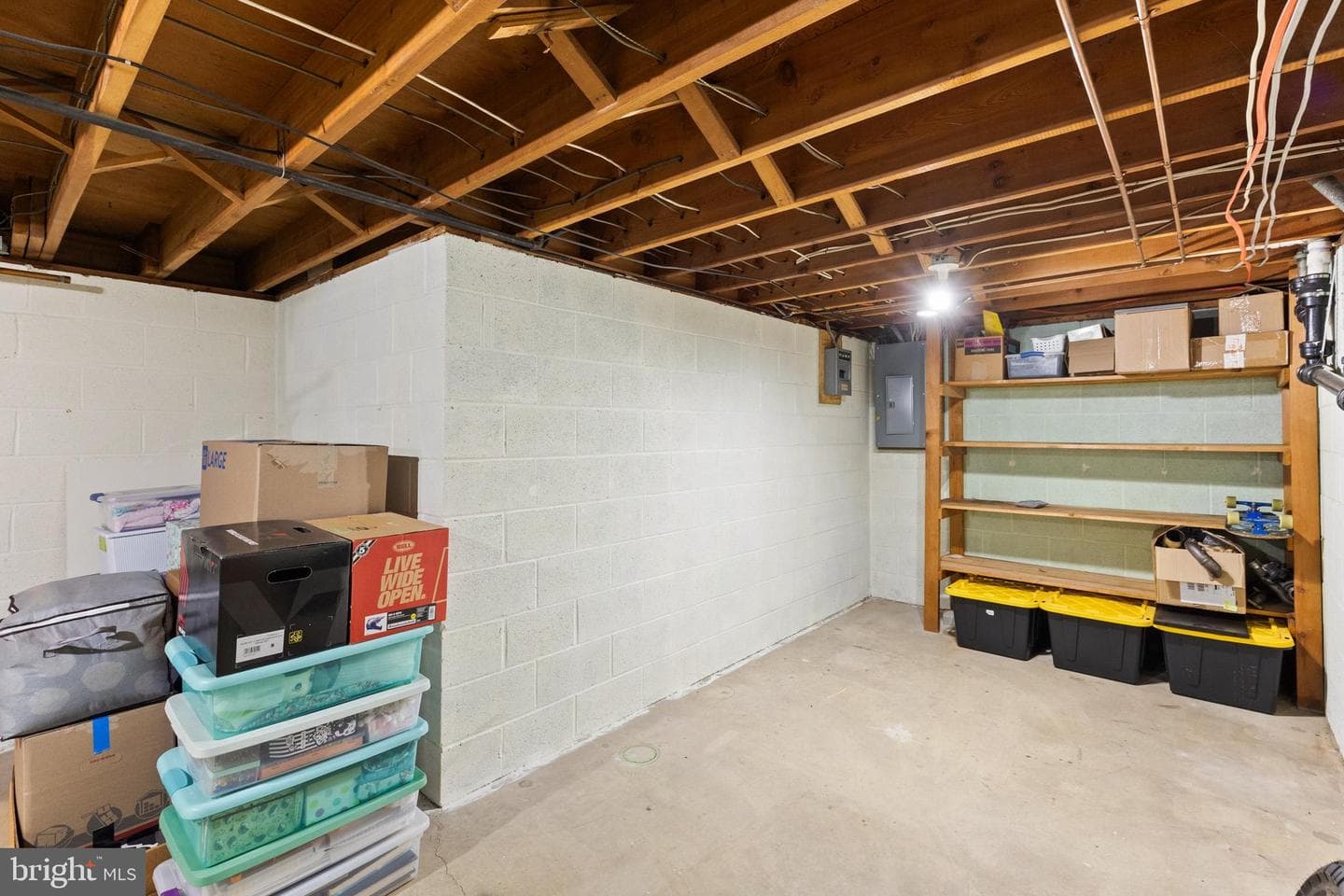 208 Willow Street photo 19