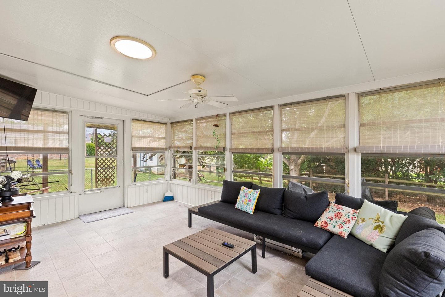 208 Willow Street photo 21