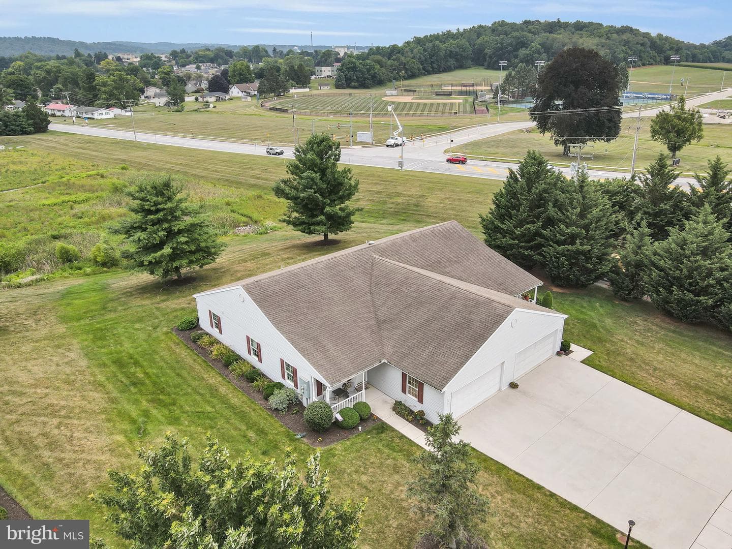 1411 Chami Drive photo 3