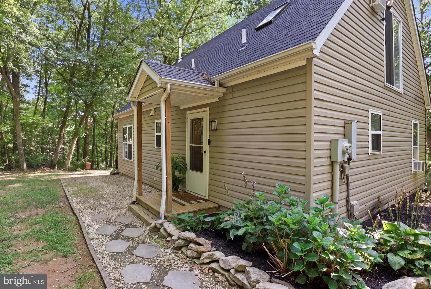 130 Cardinal Trail photo 3