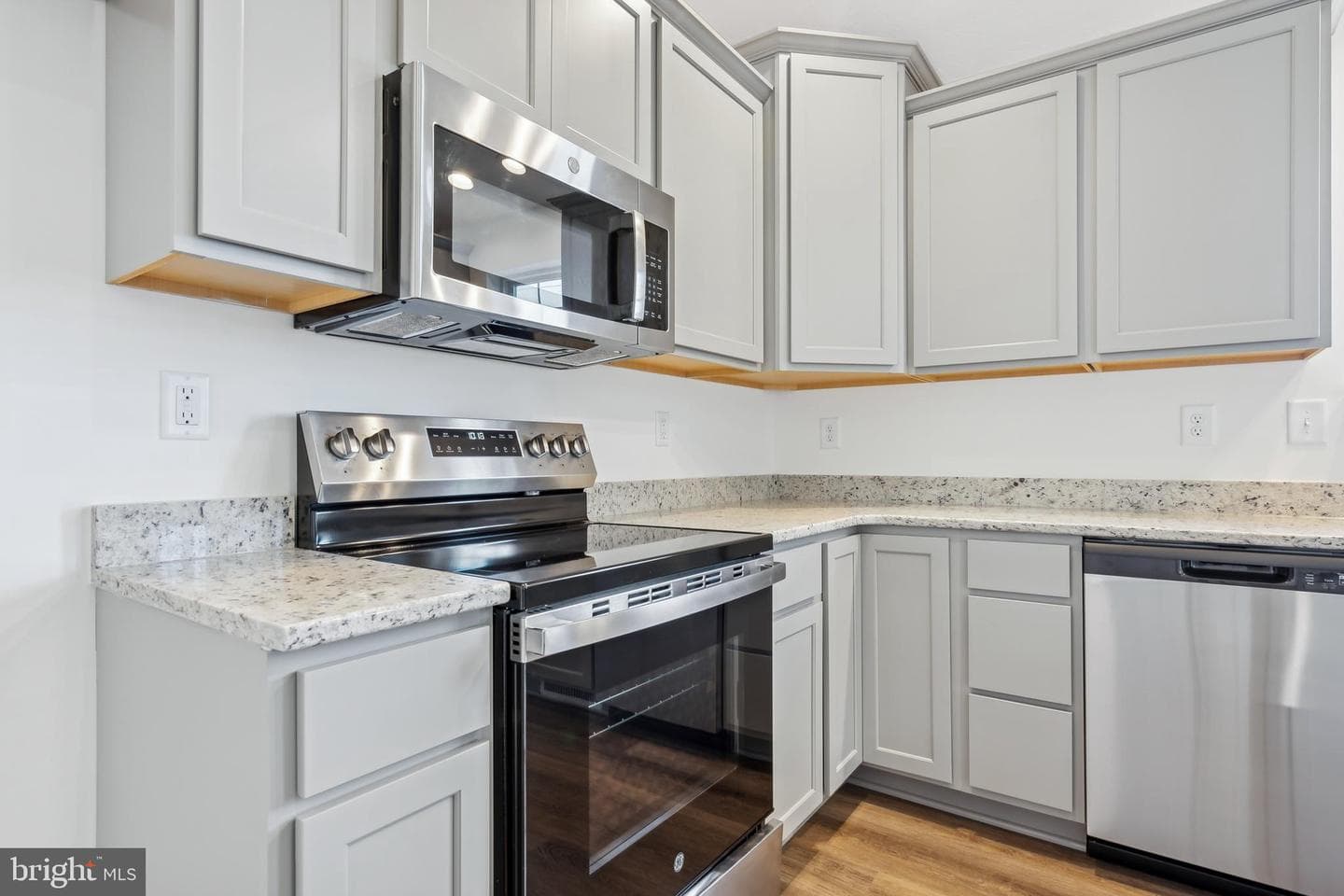 2666 Victorian Drive #lot 74 photo 12