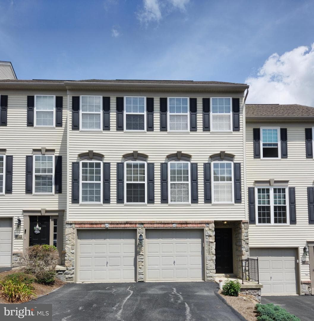 2705 Equestrian Drive #142