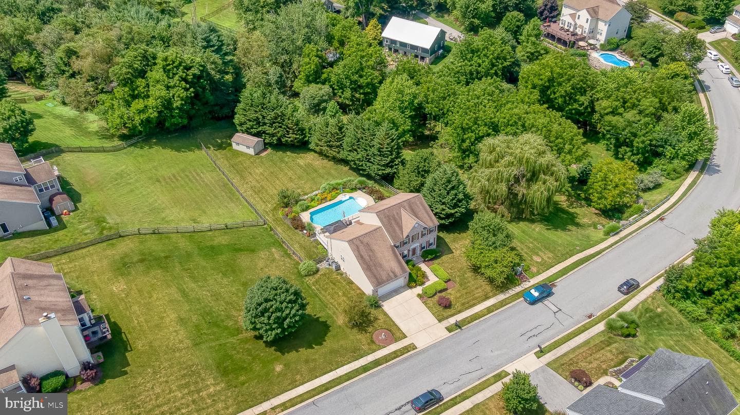 116 Glenray Court photo 108
