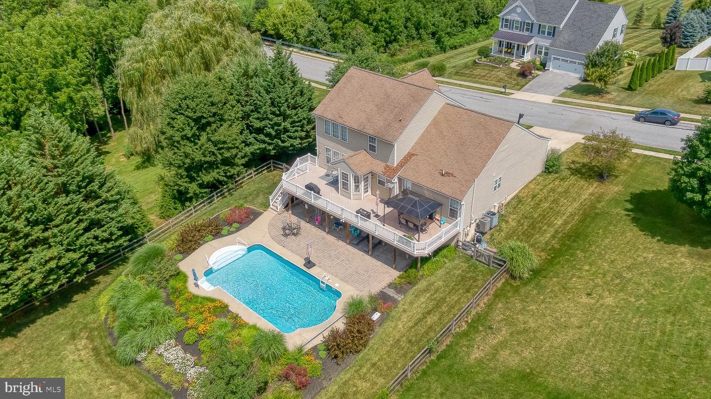 116 Glenray Court photo 113