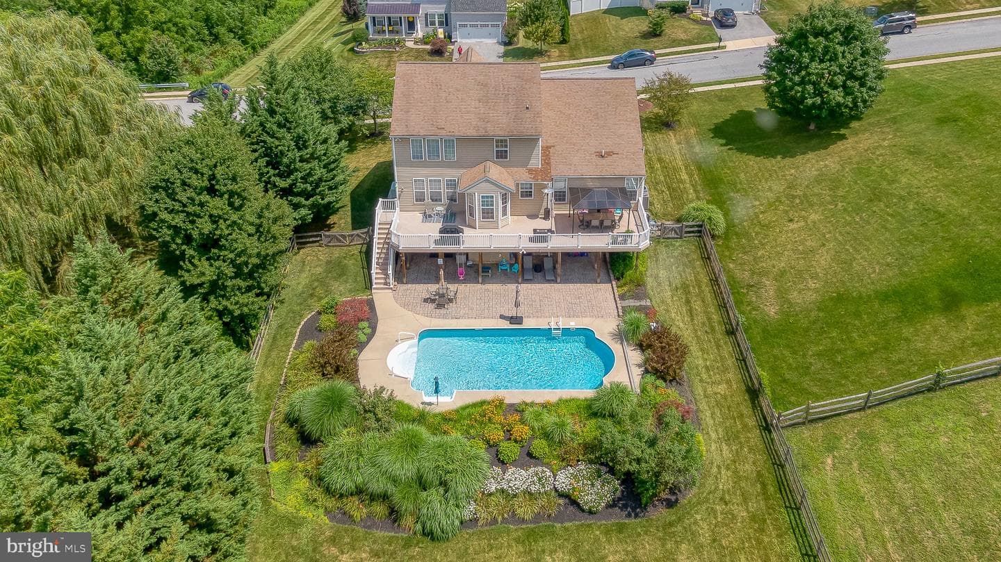 116 Glenray Court photo 116