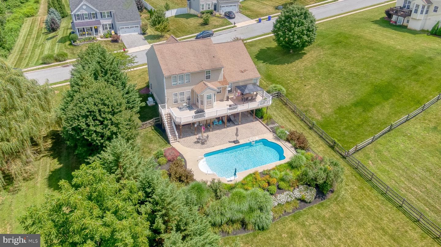 116 Glenray Court photo 119