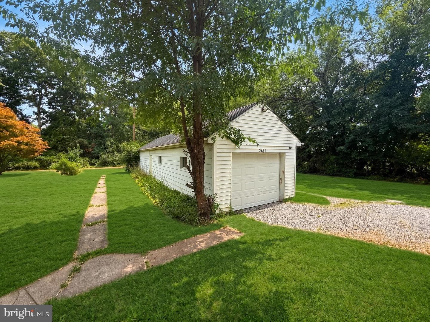 2671 N Susquehanna Trail photo 5