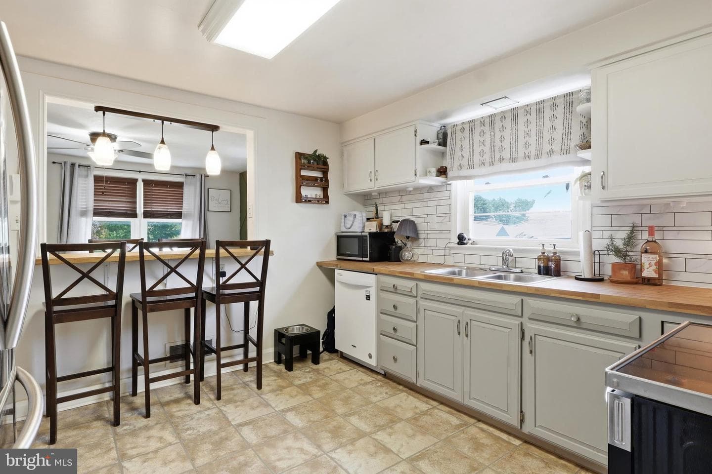 2160 Hess Road photo 11
