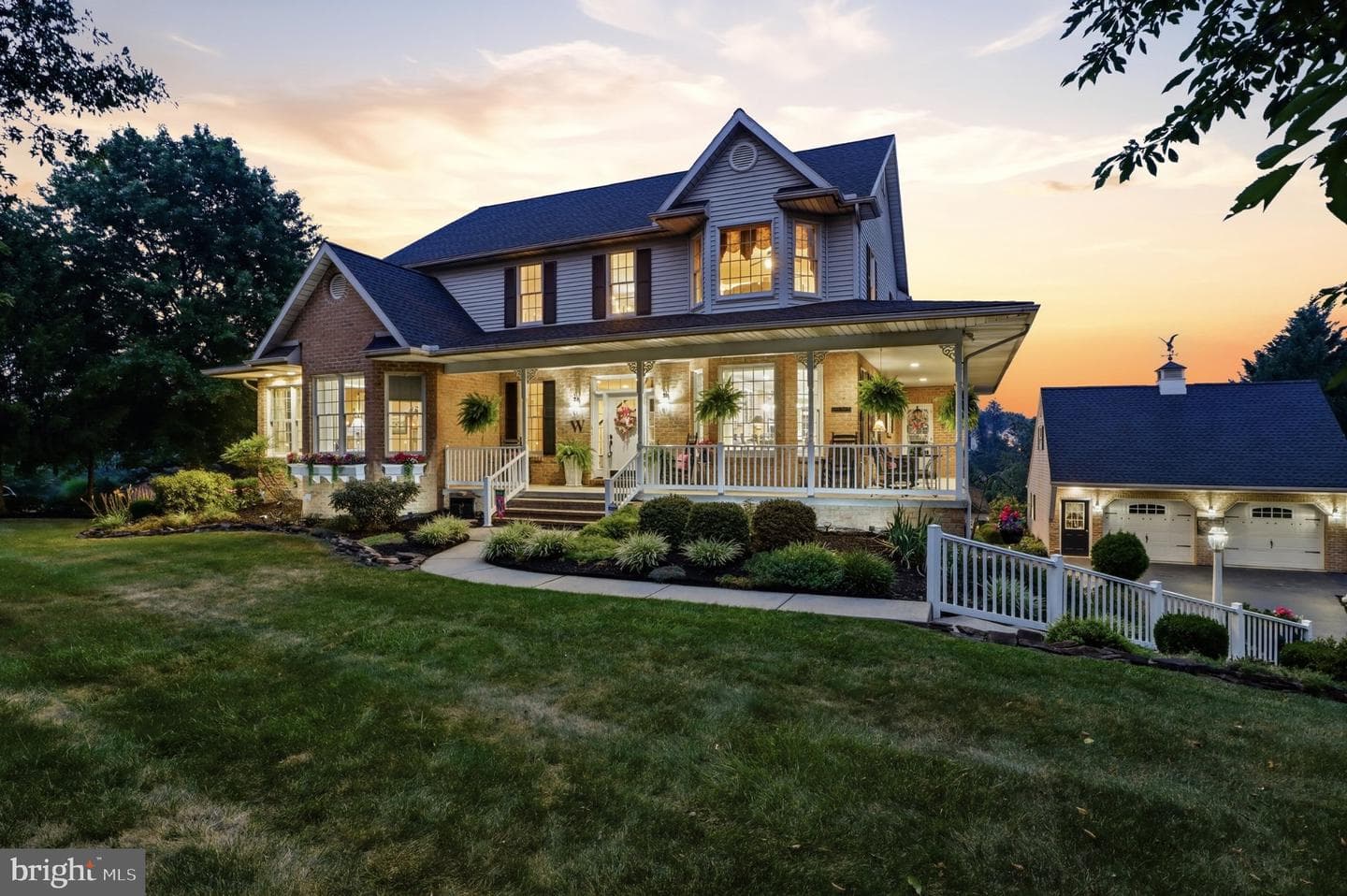 1709 Country Manor photo 102