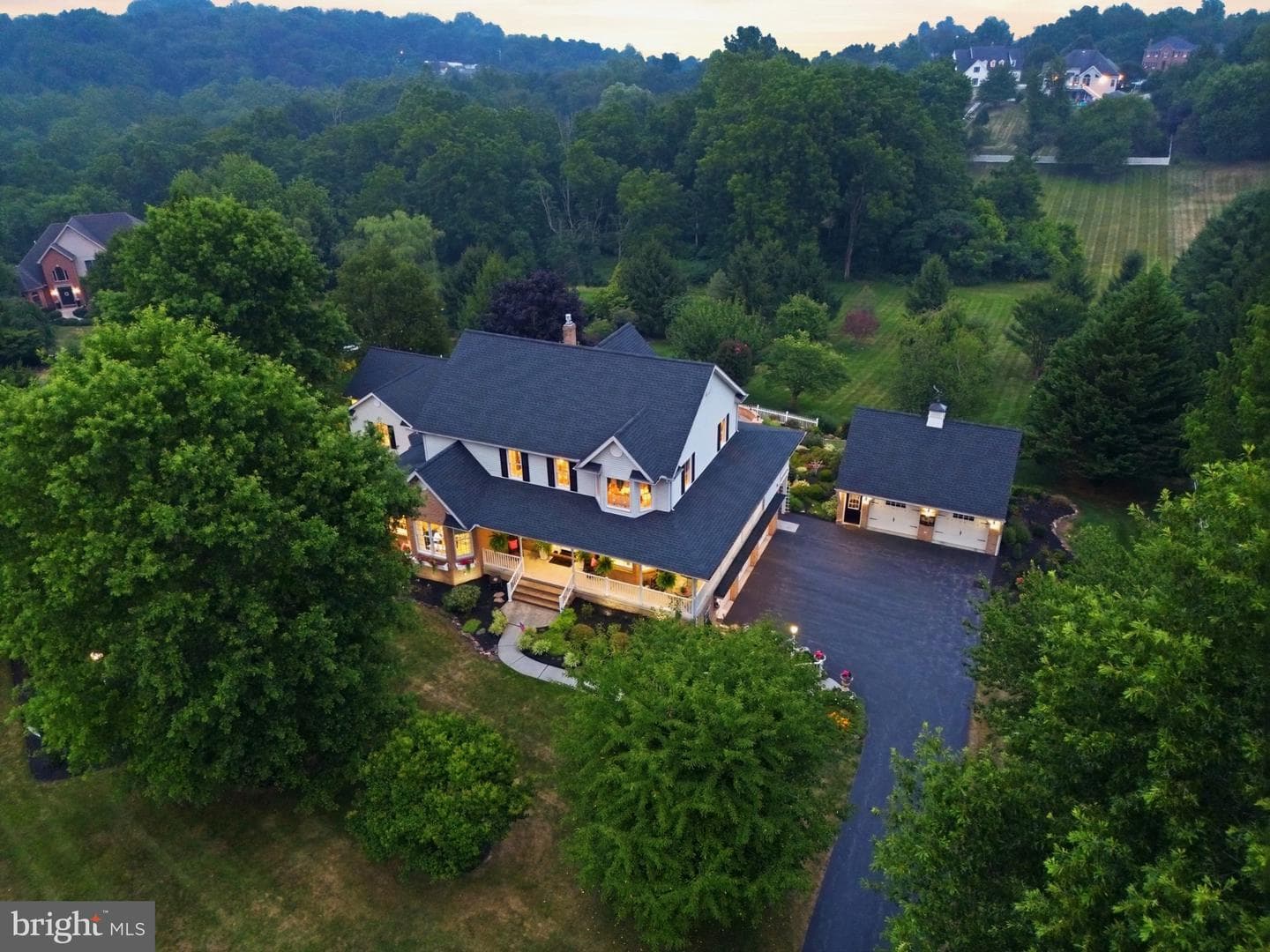 1709 Country Manor photo 112