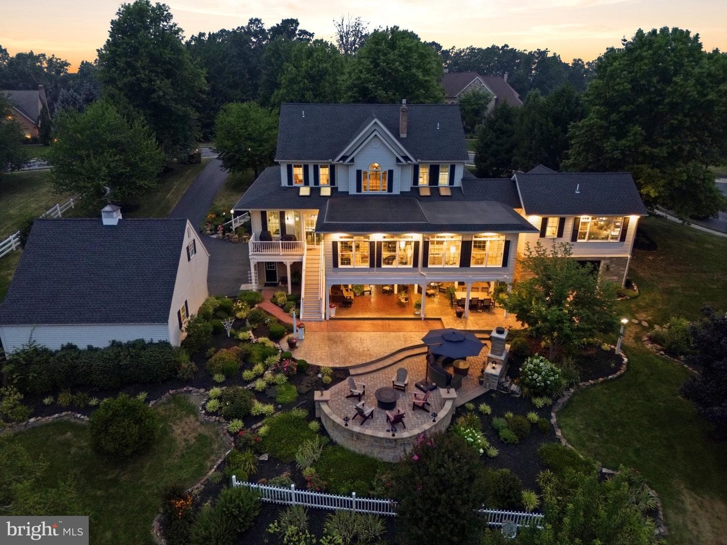1709 Country Manor photo 115