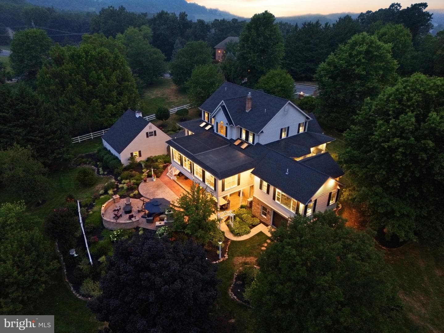 1709 Country Manor photo 118