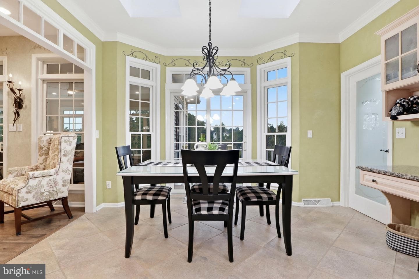1709 Country Manor photo 18