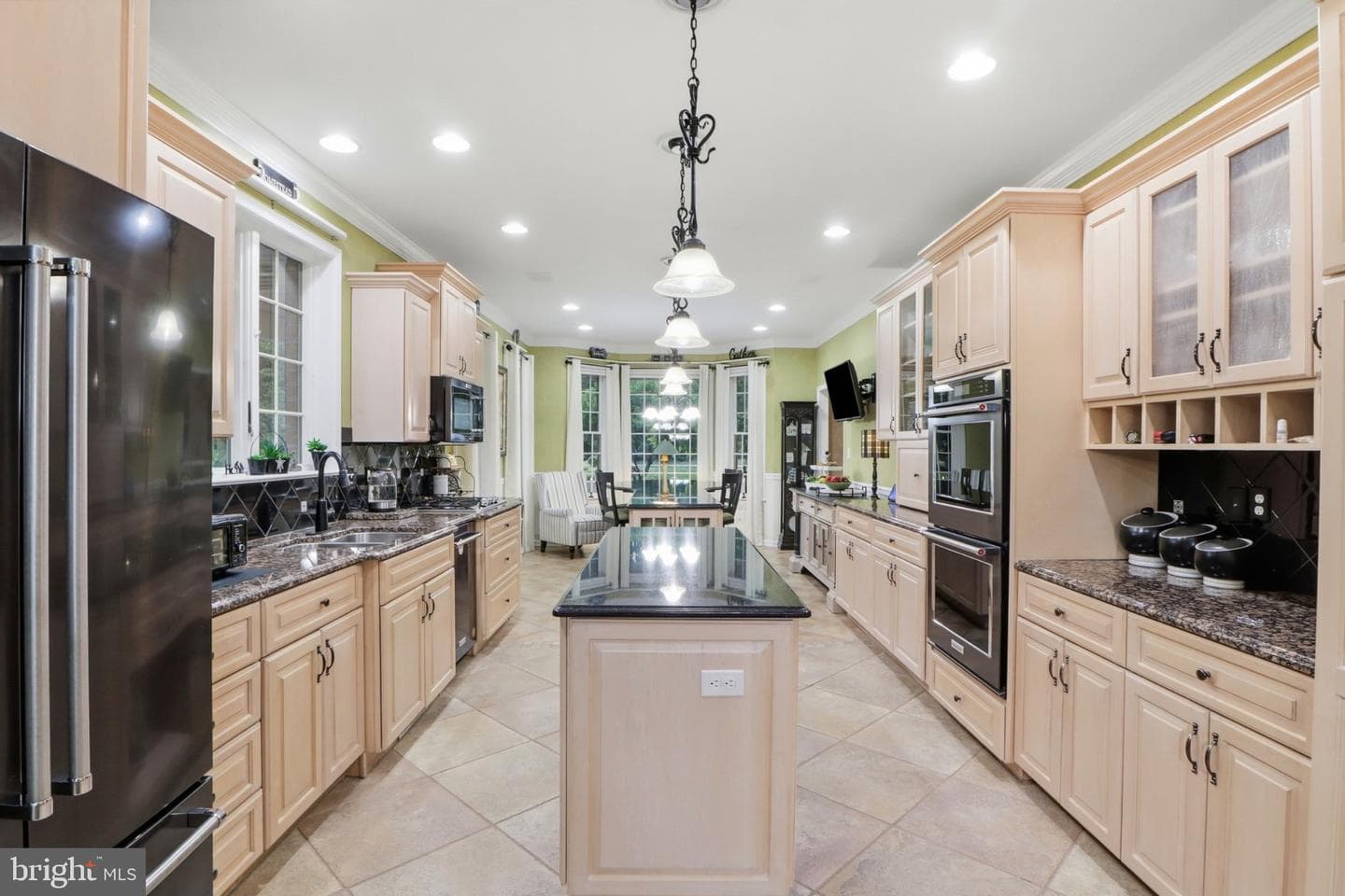 1709 Country Manor photo 20