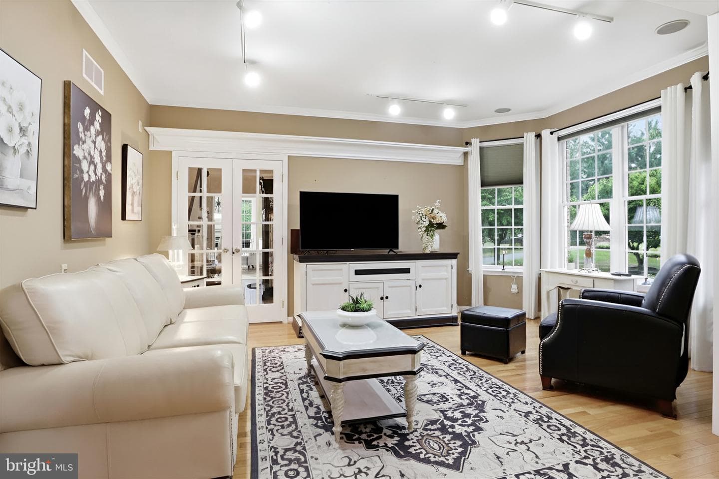 1709 Country Manor photo 29