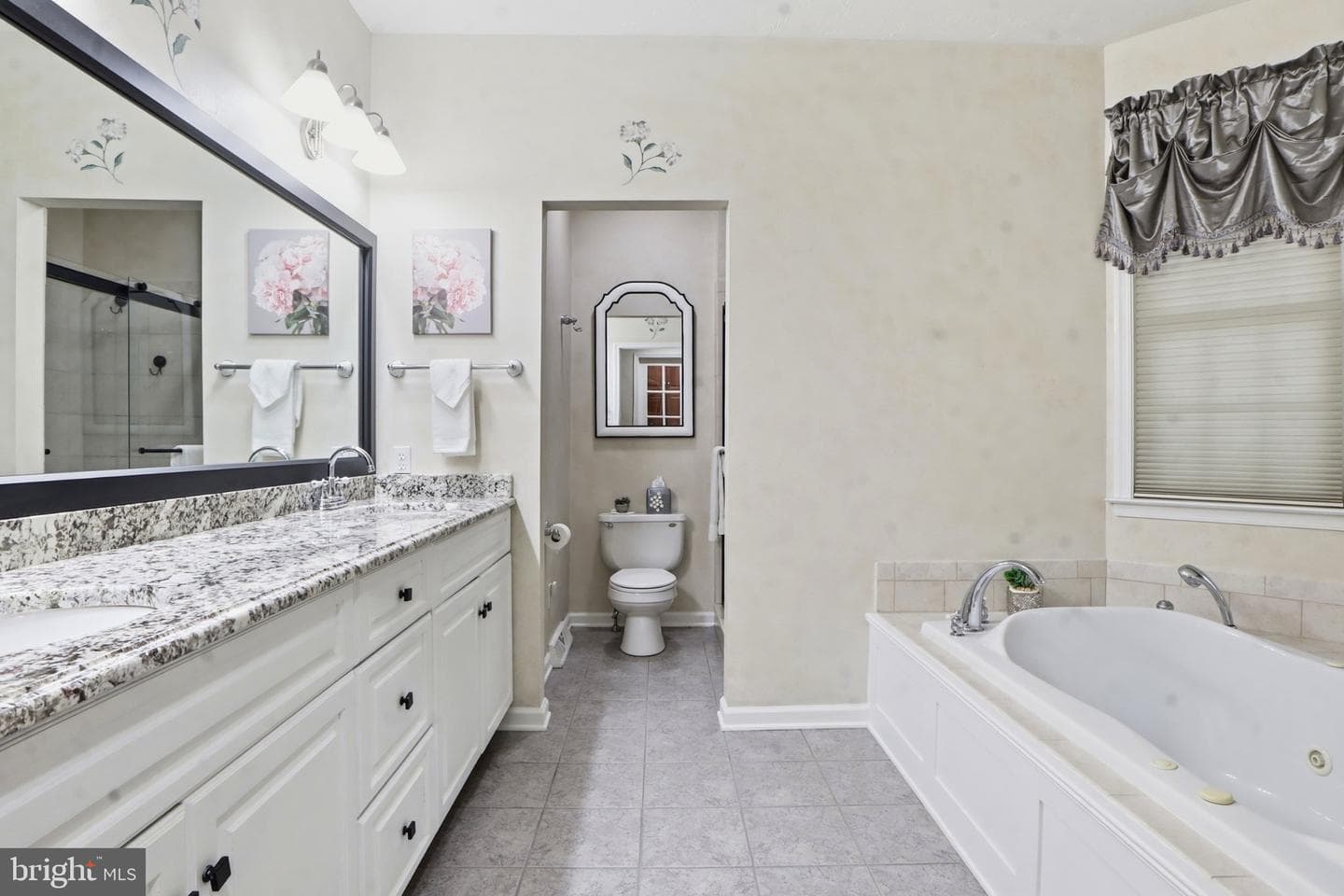 1709 Country Manor photo 39