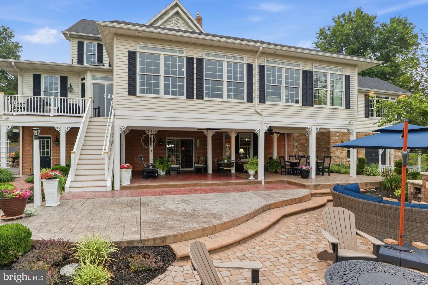 1709 Country Manor photo 81