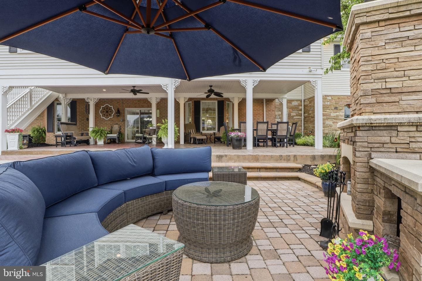1709 Country Manor photo 85
