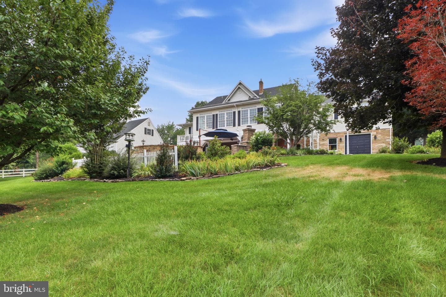 1709 Country Manor photo 89