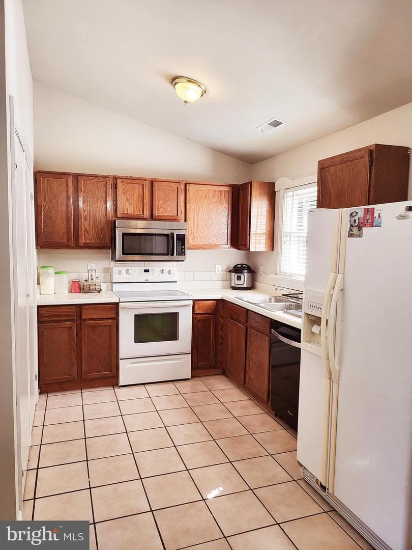 6594 Esmont Road photo 10