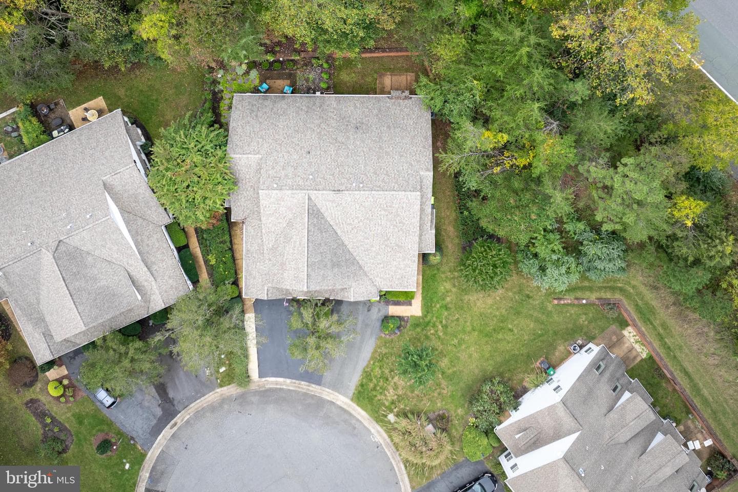 1182 Rustic Willow Ln photo 2