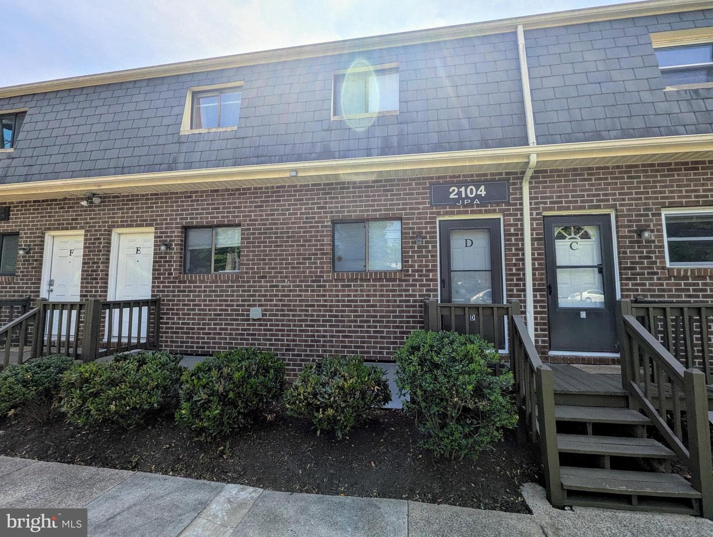 2104 Jefferson Park Avenue #d