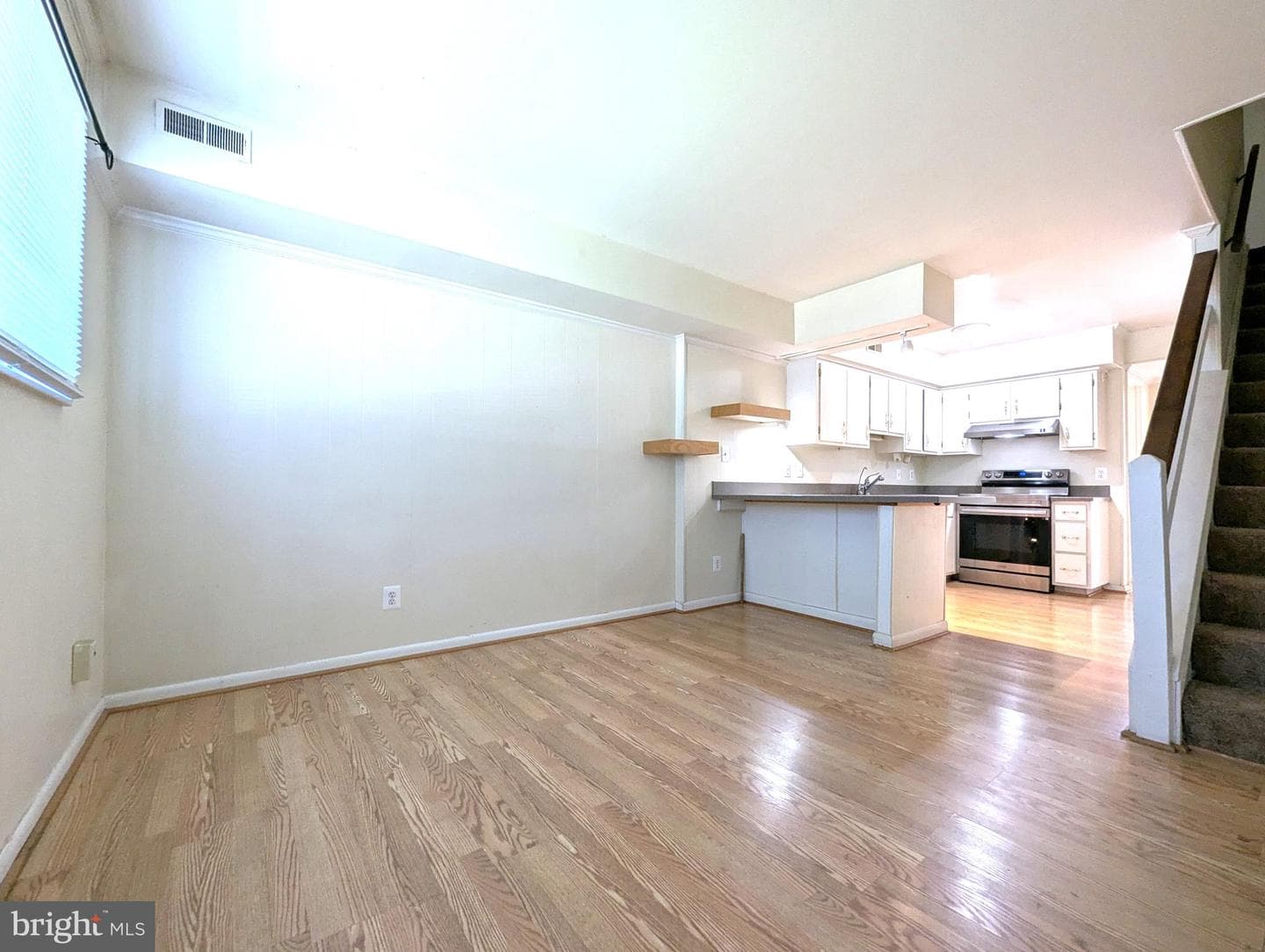 2104 Jefferson Park Avenue #d photo 3