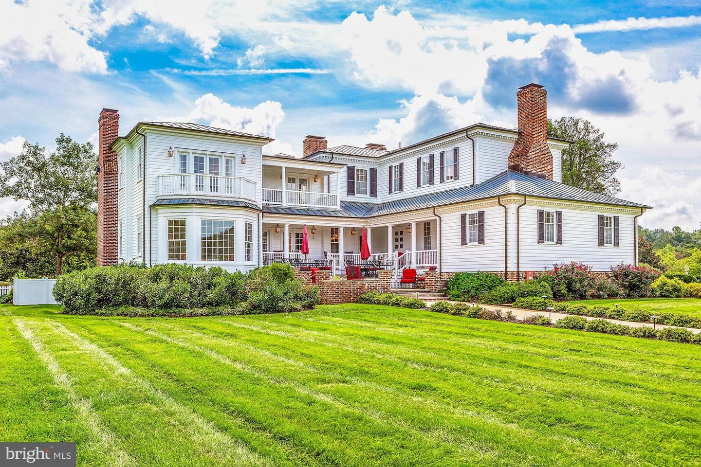 6887 Blenheim Road photo 2