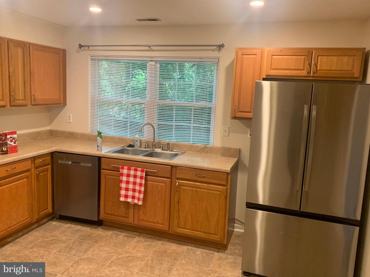133 Woodlake Drive photo 7