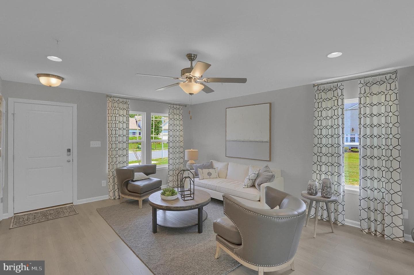 37550 Broadside Dr photo 3