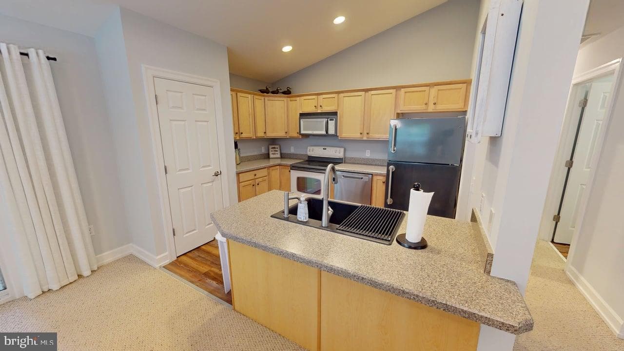 2309 Bounty Court photo 4