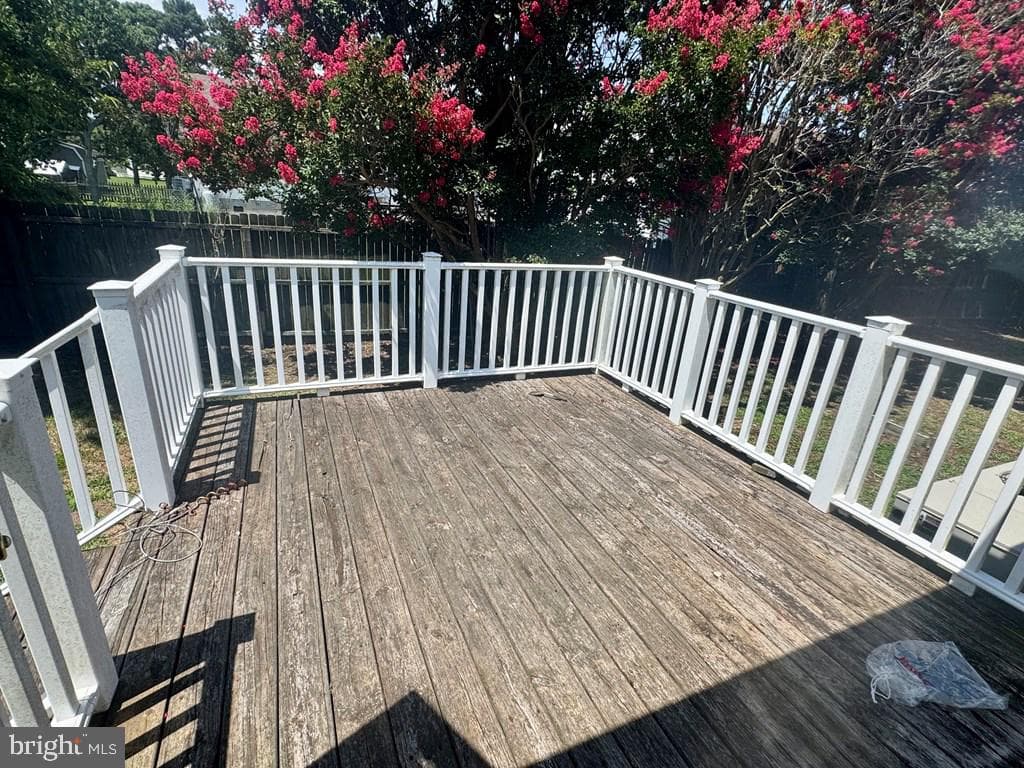 5122 Serenity Lane photo 4