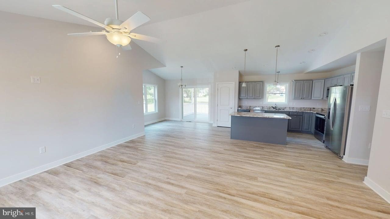 37157 Reef Court photo 4