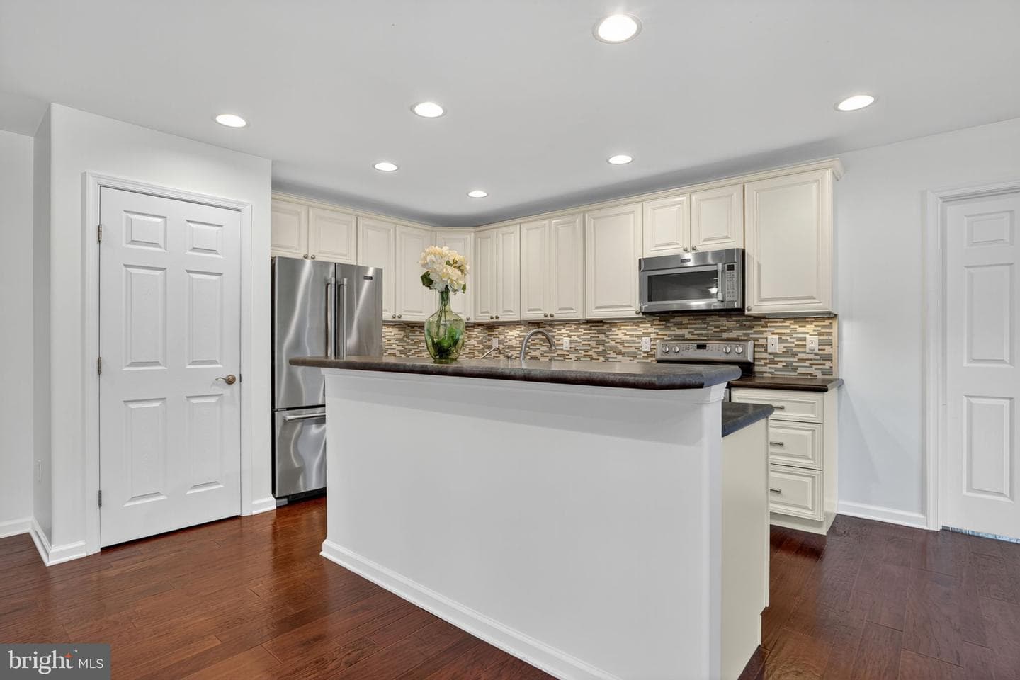 3079 Meridian Drive photo 12