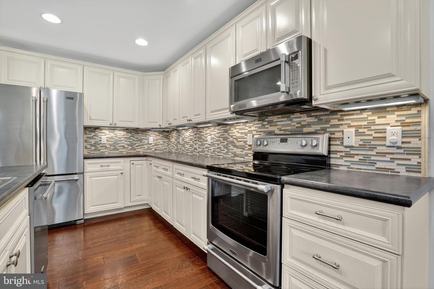 3079 Meridian Drive photo 14