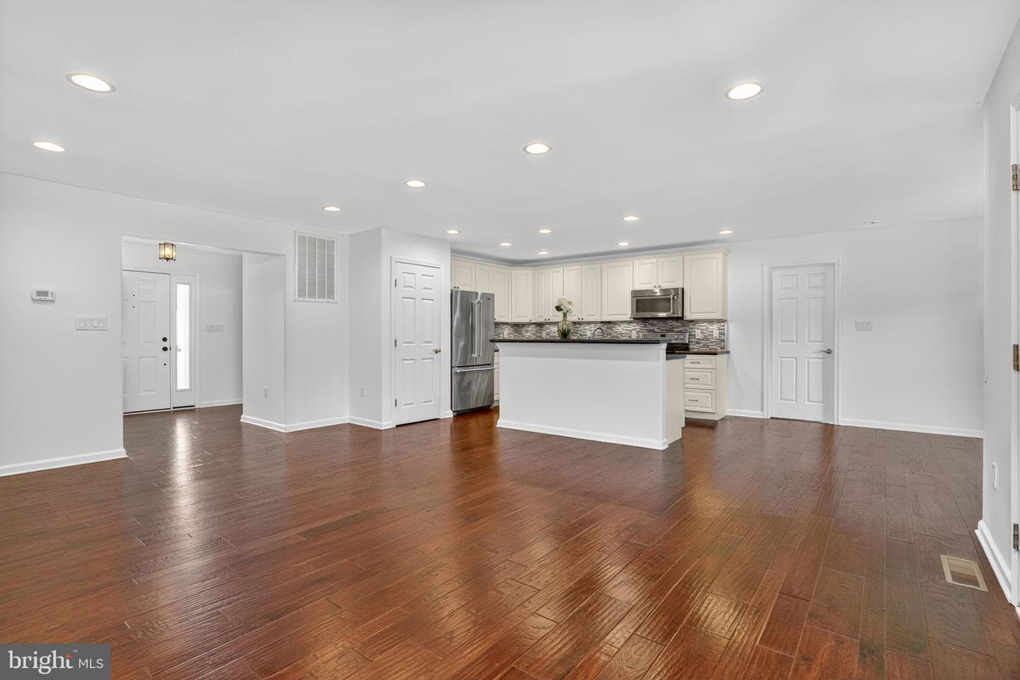 3079 Meridian Drive photo 16