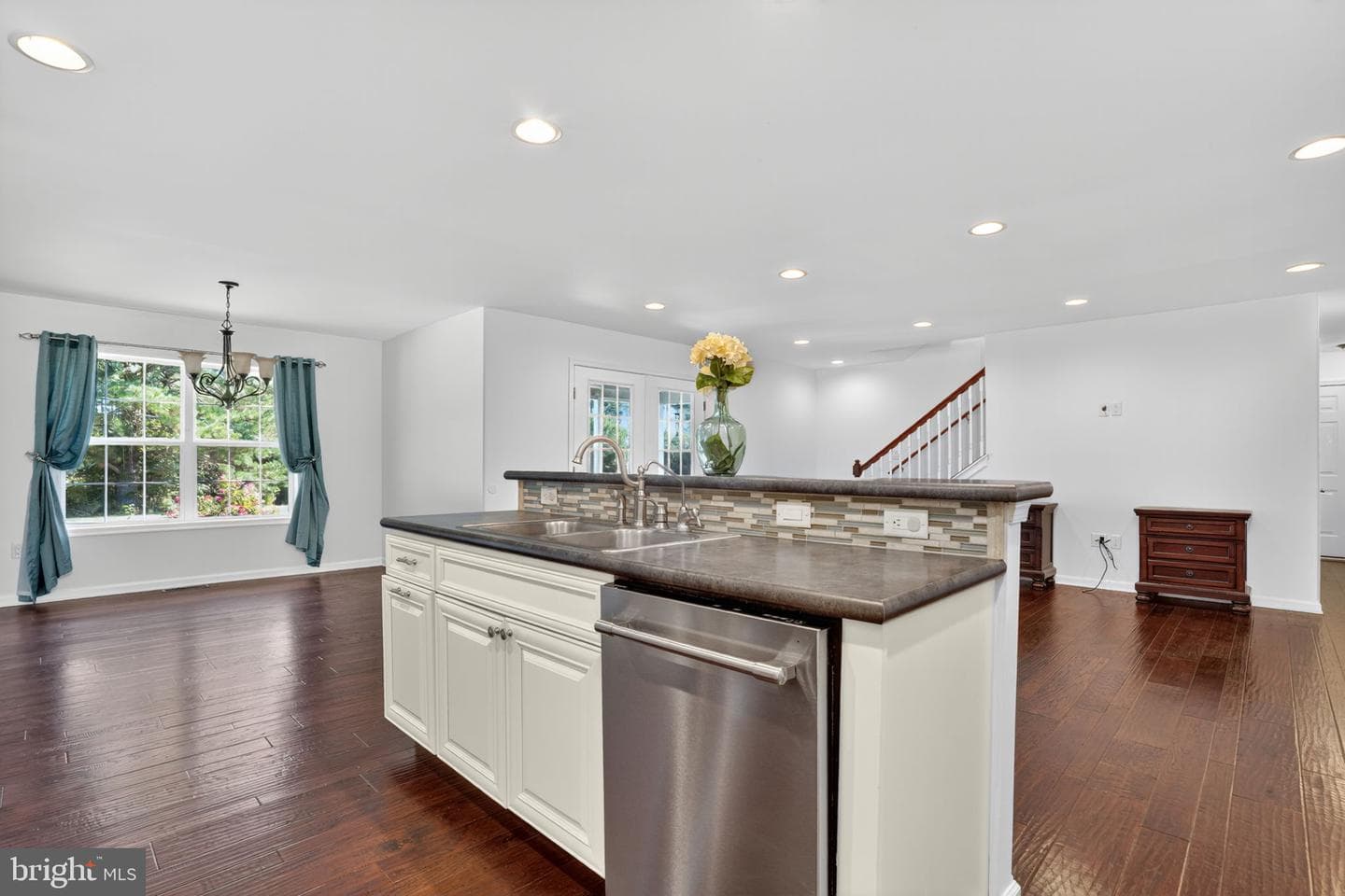 3079 Meridian Drive photo 17