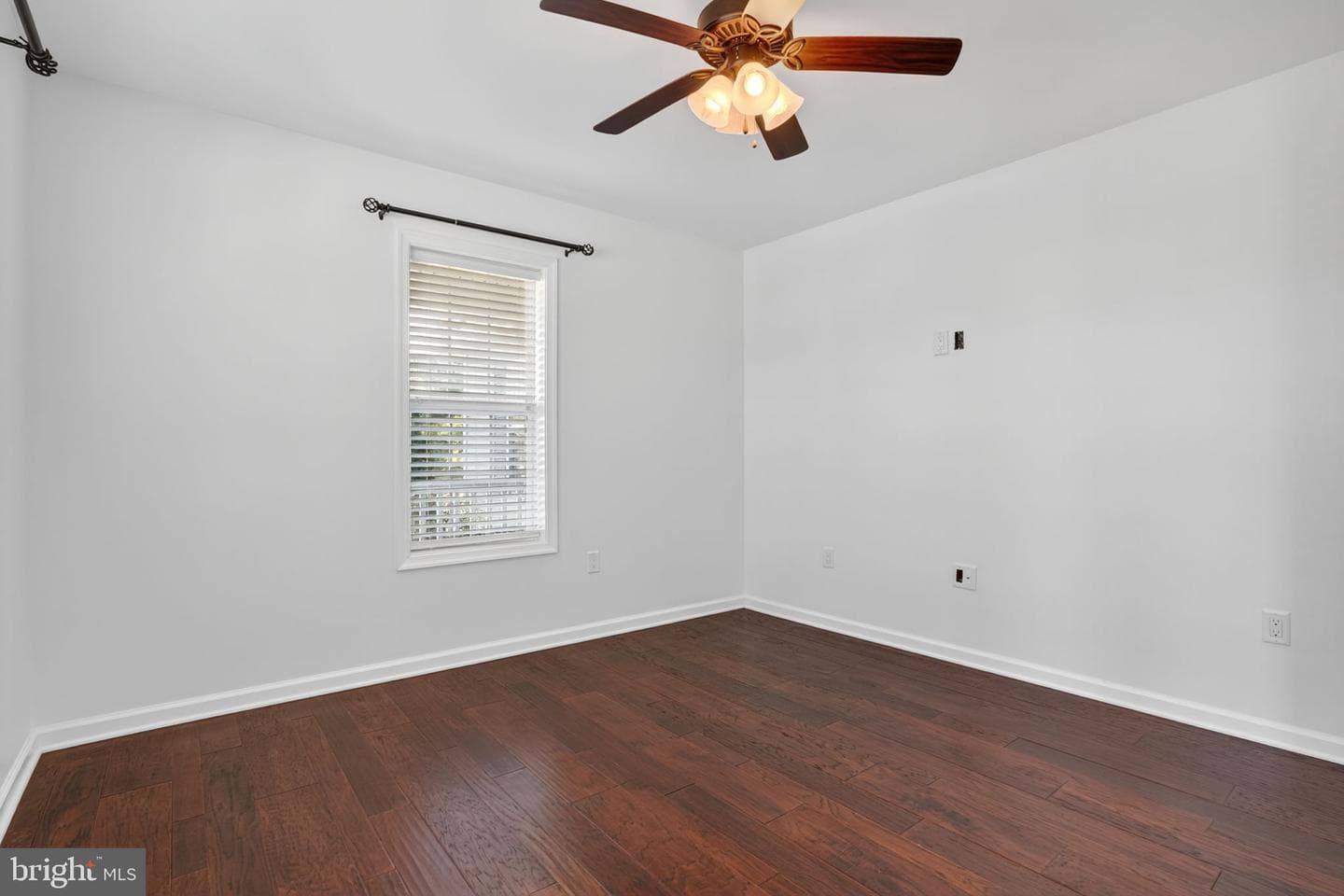 3079 Meridian Drive photo 9