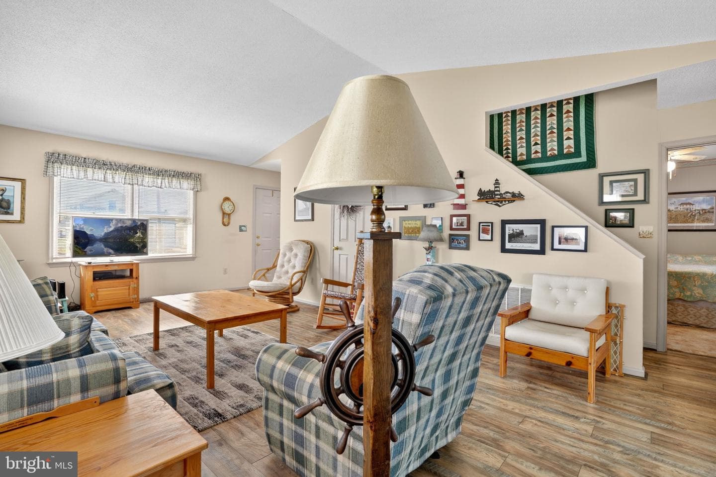 6135 Martin Lane photo 14