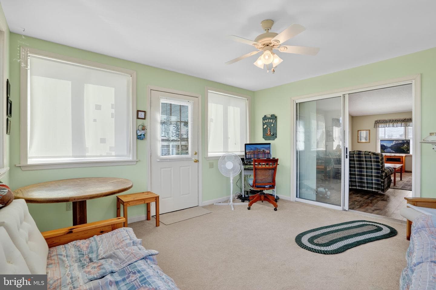 6135 Martin Lane photo 17