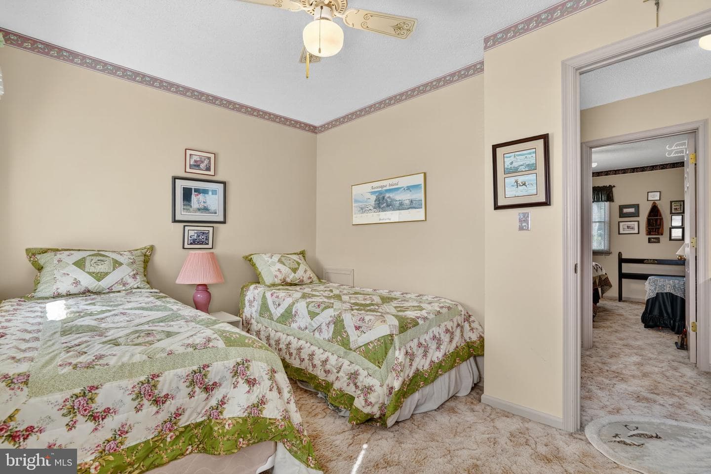 6135 Martin Lane photo 27