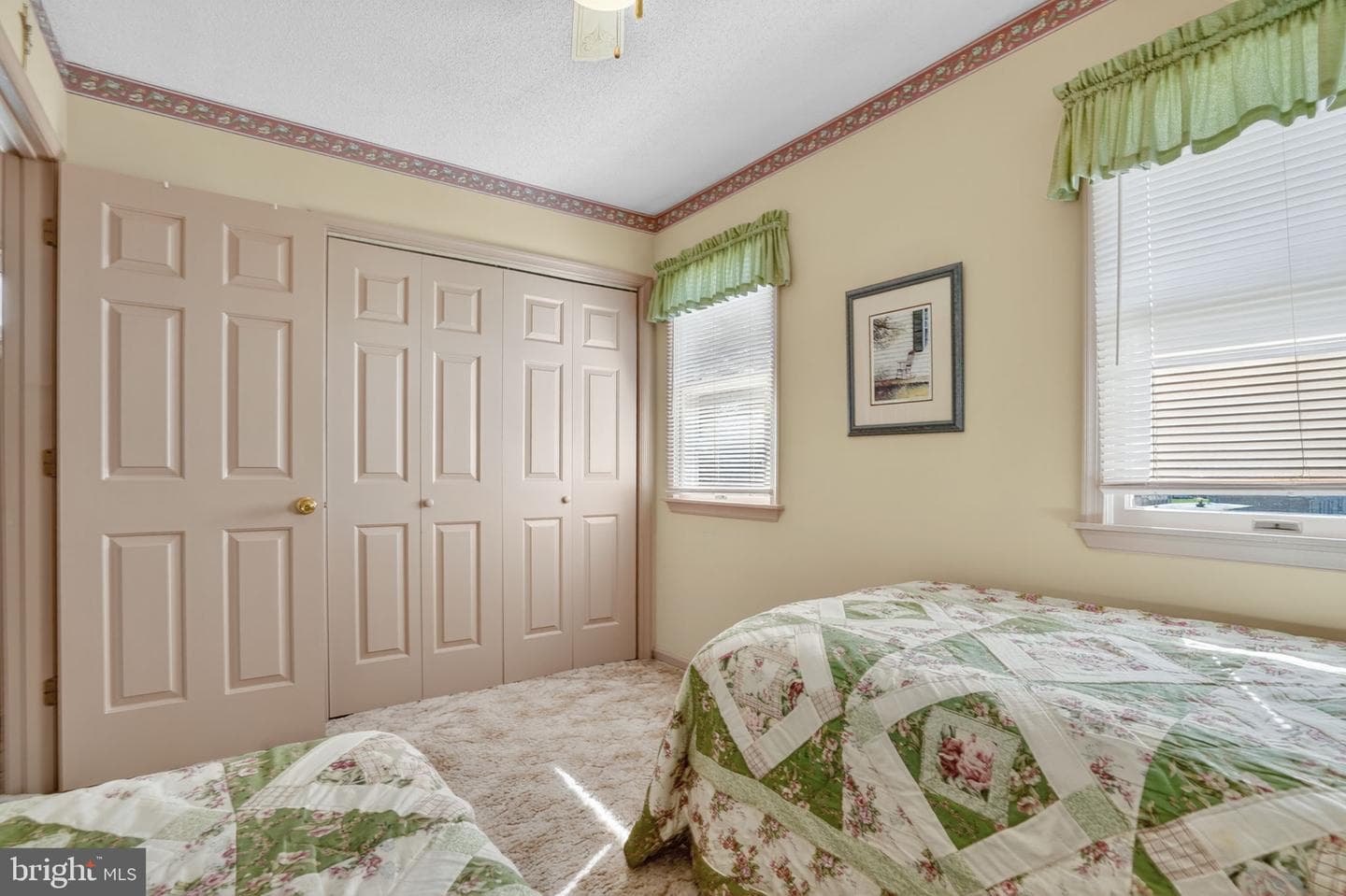 6135 Martin Lane photo 28