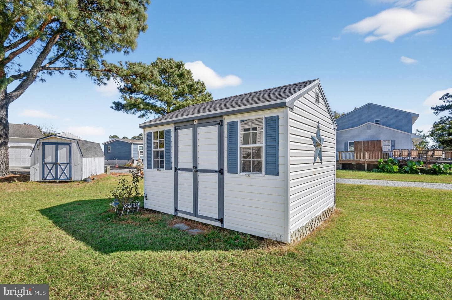 6135 Martin Lane photo 32