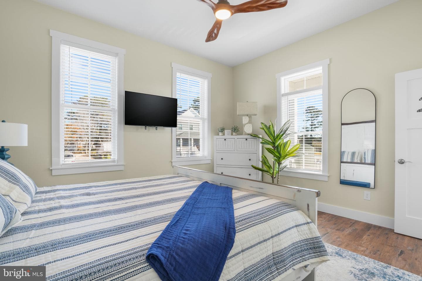 8046 Clarkson Ln photo 22