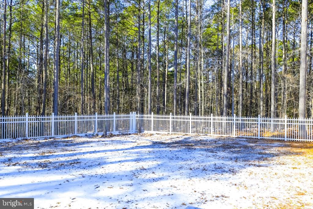 23337 Holly Lane photo 4