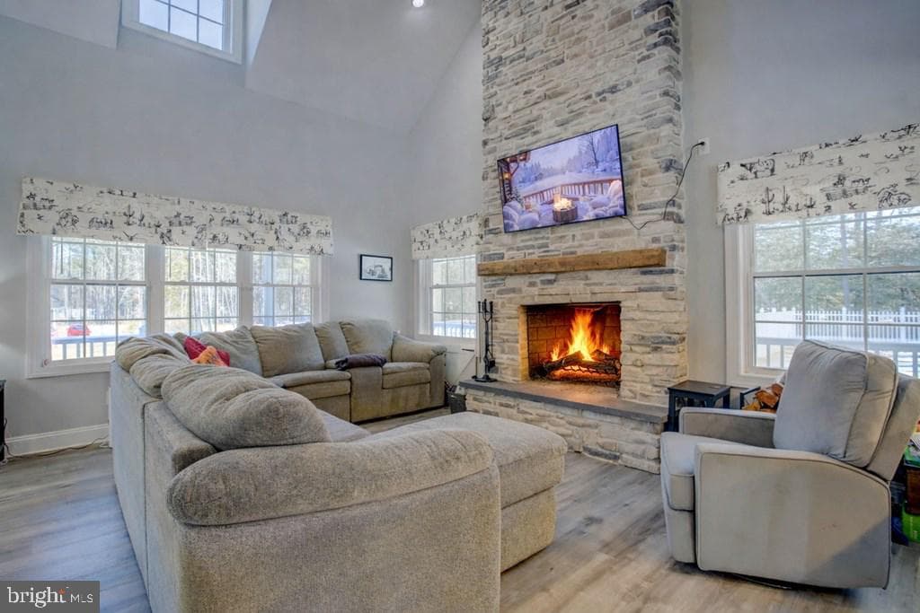 23337 Holly Lane photo 9