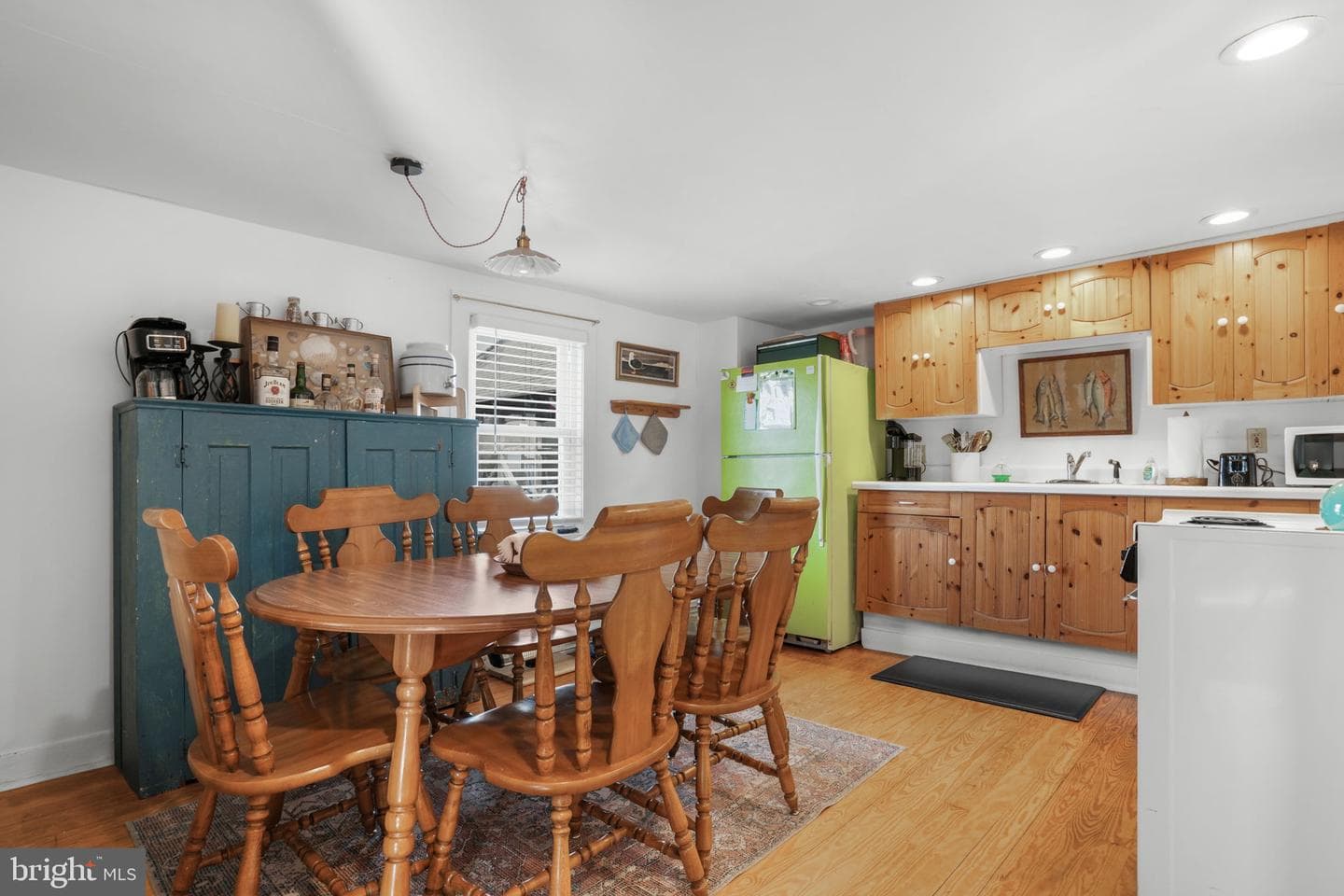4145 Hur Lane photo 6