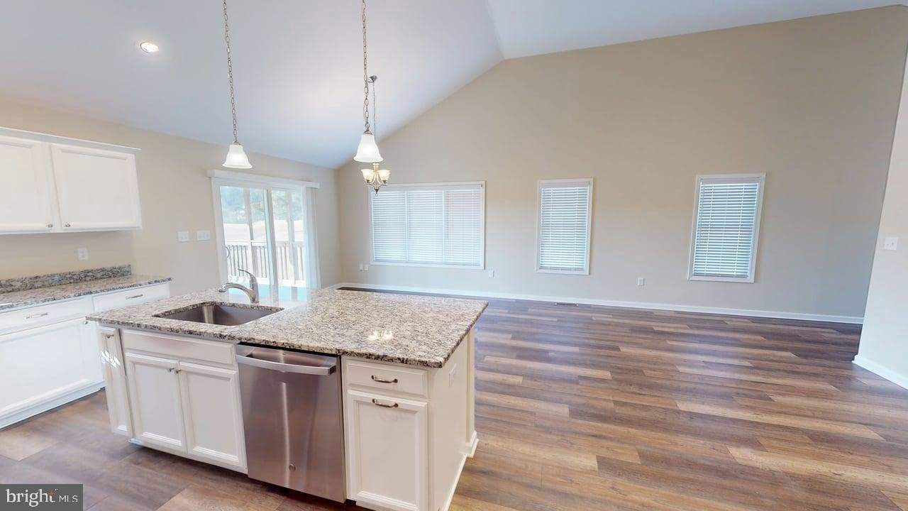 3554 Navigator Drive photo 7
